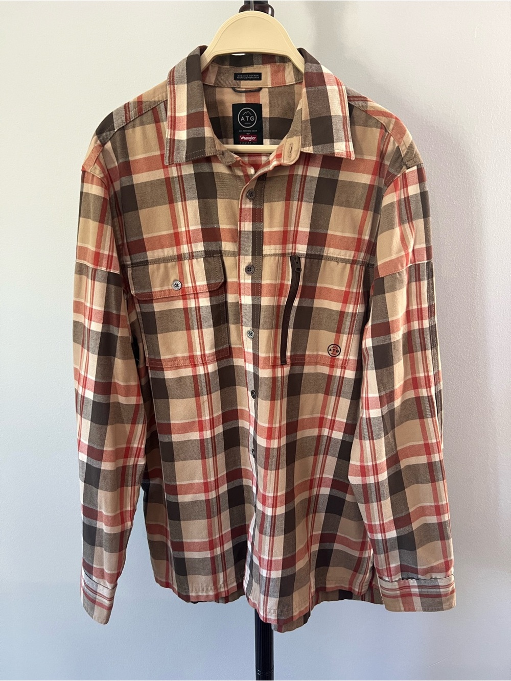 Wrangler Plaid Button-Down Shirt in Tan, Brown & Red
